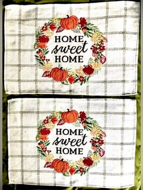 Home Sweet Home Fall Pumpkin Apple Leaf Wreath Grid Checks Placemats Pair 2 NWOT